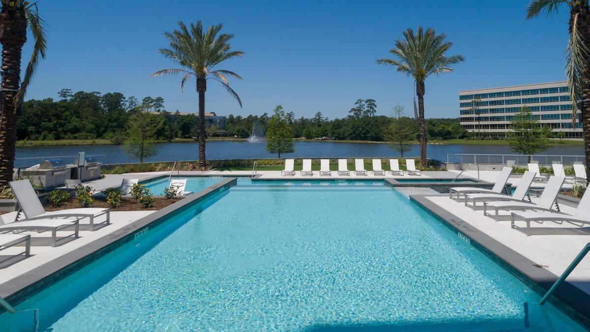 The Executive Suite The Woodlands Esterno foto